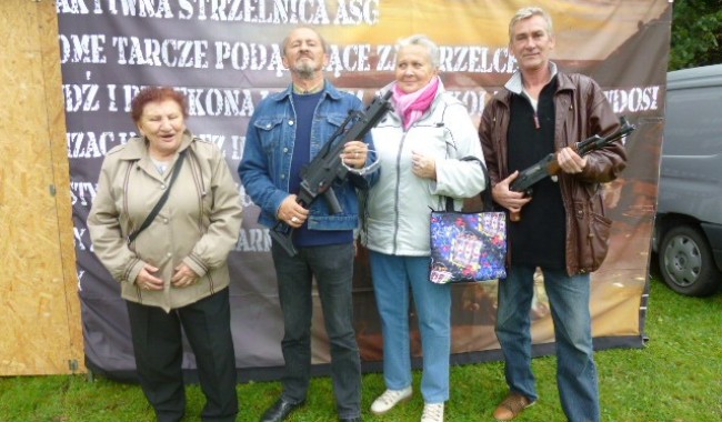 bieg o noż komandosa 2